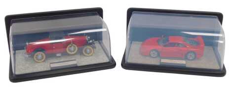 Two cased Franklin Mint 1-24 scale models, comprising the Stutz Black Hawk, and the Ferrari, each in display case. (2)