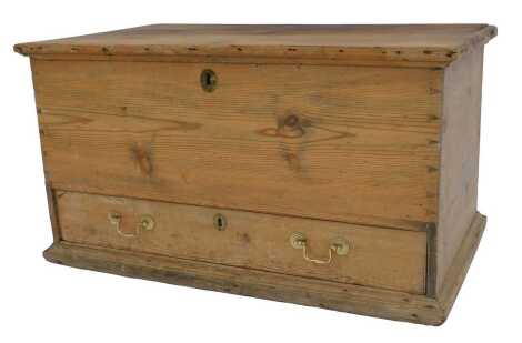 A Victorian pine mule chest, the hinged top enclosing a vacant interior, with lower drawer, on plinth base, 48cm high, 88cm wide, 50cm deep.