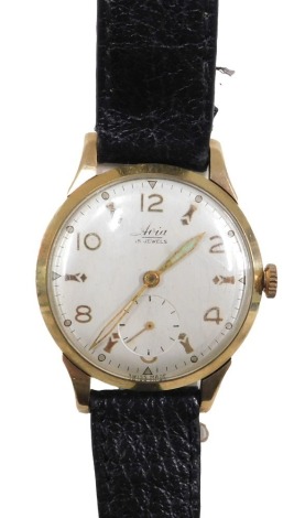 An Avia 9ct gold cased gent's wristwatch, with silvered numeric dial and seconds dial with green hands, on black leather strap, 25.2g all in. (AF)