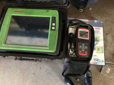 A Bosch KTS670 diagnostic machine with lifetime licence, installed in approx. 2019, and Autel Maxi TMPS TS508 tester. (2)