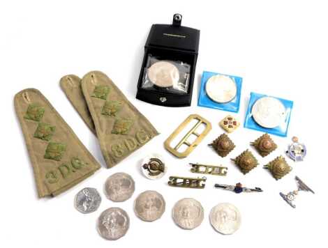 Military interest. Two 3DG collar sleeves, RAF silver and enamel wings brooch, belt buckle, commemorative fifty pence pieces, applique badges, etc. (a quantity)