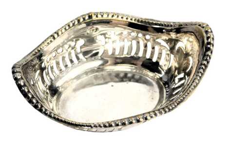 A silver plated bonbon dish, with a beaded border and pierced design, 8cm wide, stamped EP.