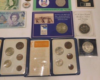 A collection of coins and banknotes, to include Battle of Britain 50th anniversary medallion, Falkland Island medallion, Royal Mint British decimal first coins, replica Roman coins, etc. (a quantity) - 4