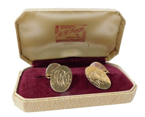 A pair of 9ct gold oval cufflinks, each bearing the initial ARJ, dated 1960, Birmingham, 7.4g, in fitted case.