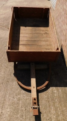 A wooden garden trailer. (AF) - 2