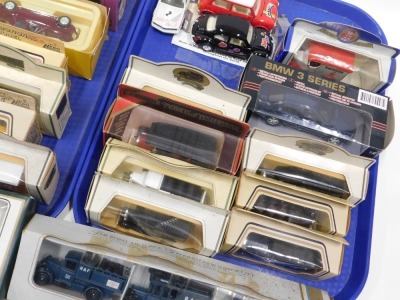 Various Days Gone and other model cars, promoters, promotion models, etc. (3 trays) - 3