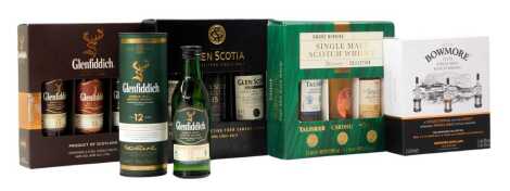 A group of Whisky miniatures, including Glenfiddich, Glen Scotia, etc, some in box sets.