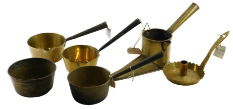 Various brass pans, etc., including saucepans, a brass slipper ale warmer, and a chamber candlestick. (6)