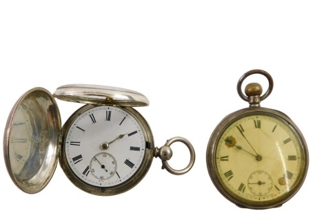 Two silver 20thC pocket watches, comprising one of bezel wind with vacant cartouche (AF), and a full Hunter Victorian pocket watch, with white enamel Roman numeric dial, seconds dial, and a movement stamped AND Campbell of London, and numbered 7036, Londo