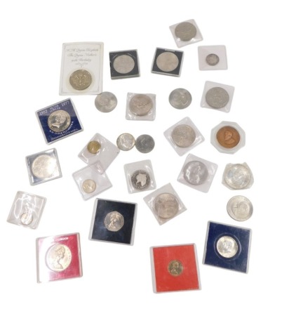 Various commemorative crowns, Royal Family, Churchill, and others. (1 bag)