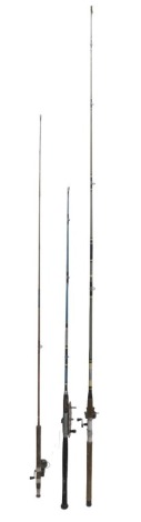 Three fishing rods, two spinning rods and a boat fishing rod, with Scarborough reel. (3)