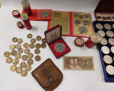 20thC coinage, comprising 1960s three pence pieces, 1967 florins, 1967 half crowns, half crown coin pack with mainly 1935 and later coins, the 1985 uncirculated Chinese coin set for the year of the ox, ten dollar tiger and ox commemorative crowns, the 198 - 3