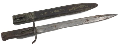 A WWI German Mauser Ersatz bayonet, with pressed steel grip and scabbard, 48cm long.