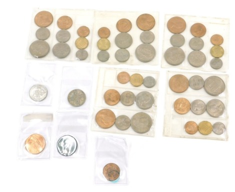 Pre-decimal coinage, comprising the 1953 coin packs, loose, a 1922 florin, half pennies, pennies, etc. (a quantity)