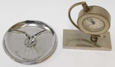 A Briggs National Tyre Service toucan ashtray, and a desk clock. (2) - 2