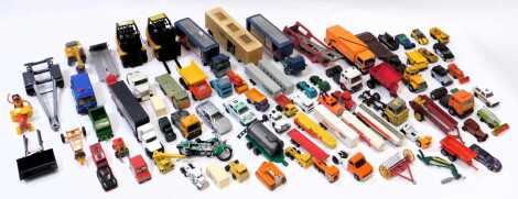 Matchbox, Siku, Corgi and other play worn diecast, including Corgi Major Toys articulated trailer 1157, Matchbox Superkings K8 animal transporter, Palitoy MAN refuse truck, Matchbox Superkings K13 DAF building transporter, etc. (1 box)