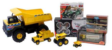 Various toys and diecast, including a Red 5 Nano drone, boxed, Tonka Pressed Steel 354 dumper truck, a Tonka mini dumper truck, Meccano Roadster Cabriolet five in one boxed set, Corgi Railway Cameo Collection, etc. (1 box)