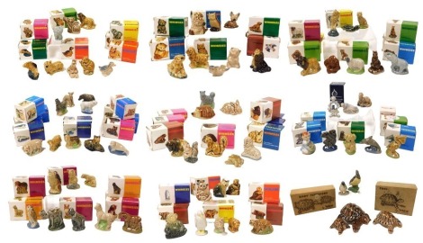 A full set of Wade Whimsie animals, birds, and fish, many boxed, together with a tortoise, and baby tortoises boxed. (a quantity)