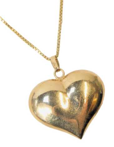 A heart shaped pendant, on a fine box link neck chain, with bolt ring clasp, stamped 375, 51cm long, 3.5g.