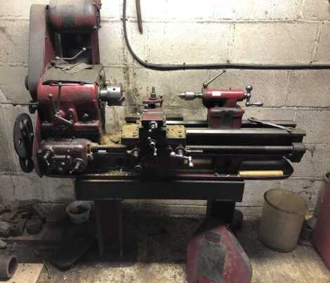 A Bentley Engineering vintage screw cutting lathe, together with extra four jaw chuck, cutting tools, change gear, etc.., 80cm bed, 140cm overall.