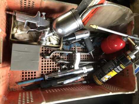 Various pneumatic tools.