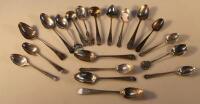 A quantity of silver teaspoons