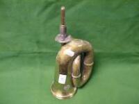 A "Desmo" brass car horn