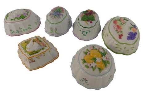 Six Franklin Mint porcelain Le Cordon Bleu porcelain jelly moulds, of differing design, the largest 18cm wide.