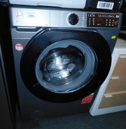 A Hoover H-Wash 500 washing machine, 9kg.