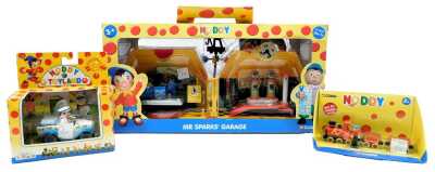 Corgi Noddy in Toyland diecast, including Toyland cars, Mr Milko's milk van, Noddy TY88508 Toyland train coaches and driver, and Mr Spark's garage. (3)