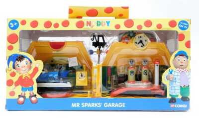 Corgi Noddy in Toyland diecast, including Toyland cars, Mr Milko's milk van, Noddy TY88508 Toyland train coaches and driver, and Mr Spark's garage. (3) - 2