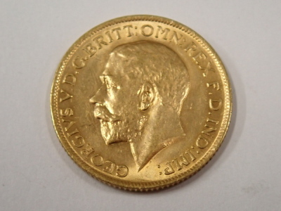 A George V full gold sovereign dated 1918. - 2