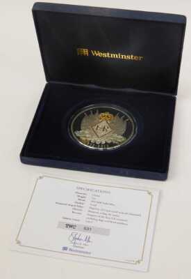 A Westminster Diamond Jubilee 60 Diamond 5oz silver medal, limited edition number 531/2012, with a certificate, in a presentation box, - 3