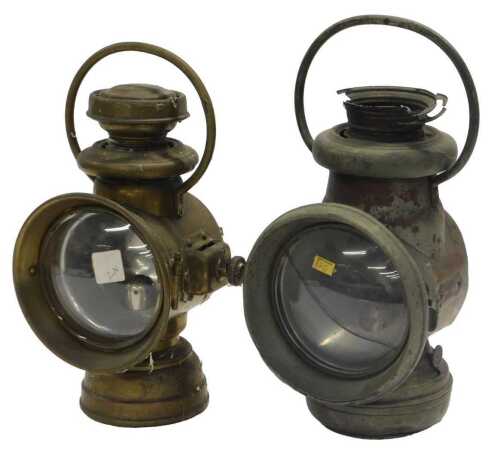 Two Powell and Hanmer Limited oil powered side lamps, 33cm and 30cm respectively. (2)