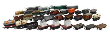 OO gauge rolling stock, to include Shell oil tanker, United Dairies Milk tanker, coaches, etc. (1 tray)