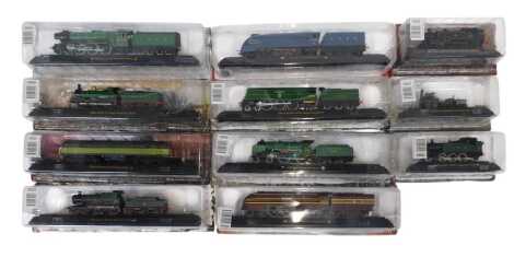 Americom OO gauge static models, including 1964 BR brush type 4 CoCo D1562, BR two-tone green livery, 1902 SECR C Class 0-6-0 number 592, 1923 Class A3 number 4472 Flying Scotsman, Doncaster green livery, etc. (1 box)