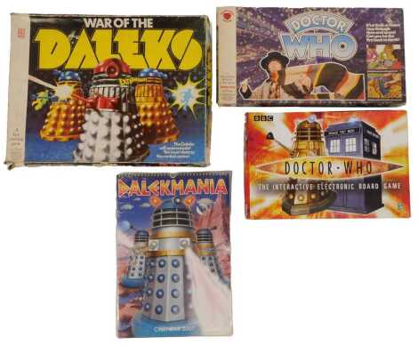 Doctor Who games and collectables, including Denys Fisher War of the Daleks, Toy Brokers Doctor Who The Interactive Electronic Board Game, and a further Doctor Who game, and a Dalekmania calendar 2007. (4)