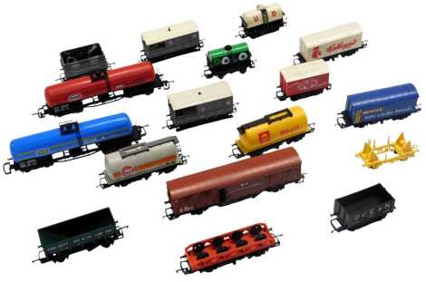 Hornby Lima and other OO gauge rolling stock, including United Dairies MDL tanker, Polo tanker, KitKat box van, Shell tanker, etc. (a quantity)