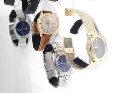 Twelve replica gentlemans dress wristwatches and chronographs, including Citizen, Sieko, Ochstin, Belushi, Yazole, and Poedagar, cased. - 2