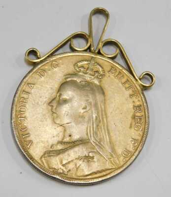 Silver and costume jewellery, including crucifix pendants, Queen Victoria gilt penny pendant 1889, RAF silver and enamel wings brooch, floral marcasite and simulated pearl brooch, Pandora bracelet, and a gold plated and paste set bangle. - 5
