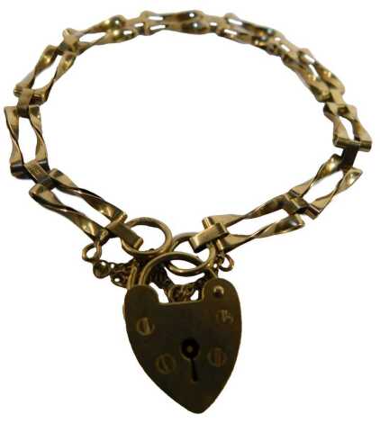 A 9ct gold bracelet, on a heart-shaped padlock clasp, 6.3g, approx 7cm.