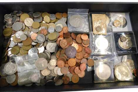 A group of commemorative crowns, decimal and pre decimal coinage. (1 bag)