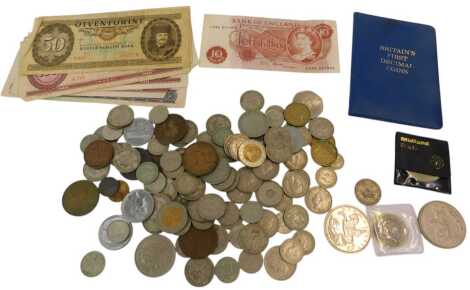 Various coinage, to include a Charles III fifty pence coin, two 1935 crowns, Britain's First Decimal Coin Set, etc. (a quantity)