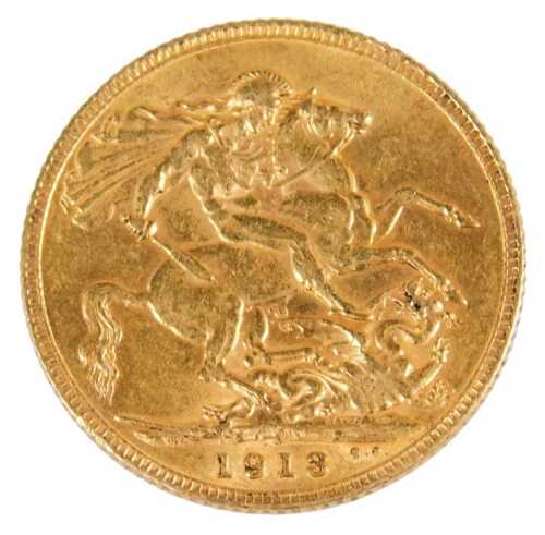 A George V gold full sovereign 1913, 8.0g.