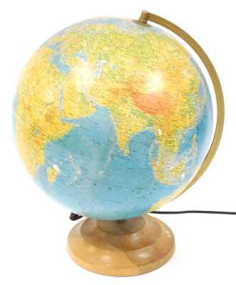 A Rath Fisical-Politico globe lamp, raised on a wooden base, 33cm wide.