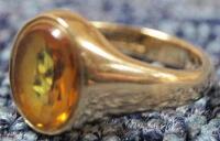 A 9ct gold dress ring