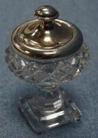 A George V cut crystal dressing table jar