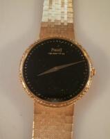 A Piaget quartz wristwatch