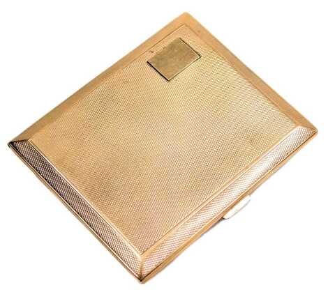 A 9ct gold cigarette case, with engine turned decoration, rectangular vacant reserve, 72.7g.