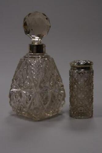 An Edwardian cut crystal eau-de-cologne bottle